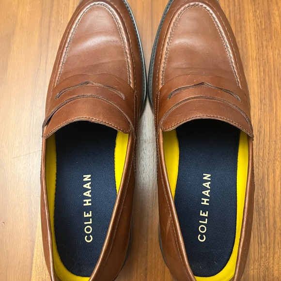 Cole Haan Men's brown Leather loafers Slip-Ons - Picture 8 of 10